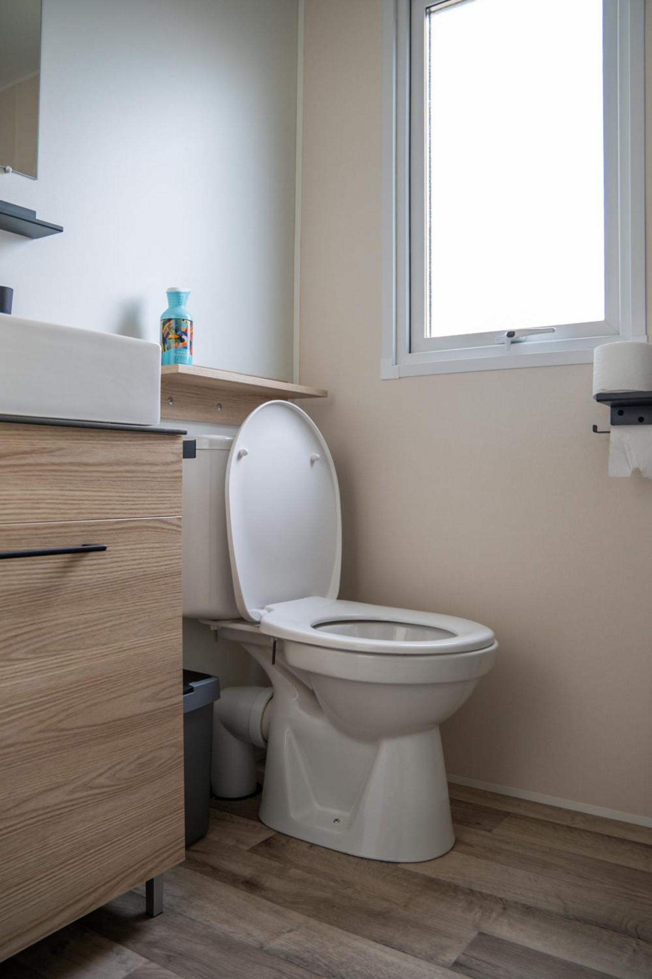 Chalet Trigano 1-6 Pers- 3 Slaapk- 2 Badk- Berging- Inchecken Al Vanaf 13 Uur Lauwersoog Buitenkant foto
