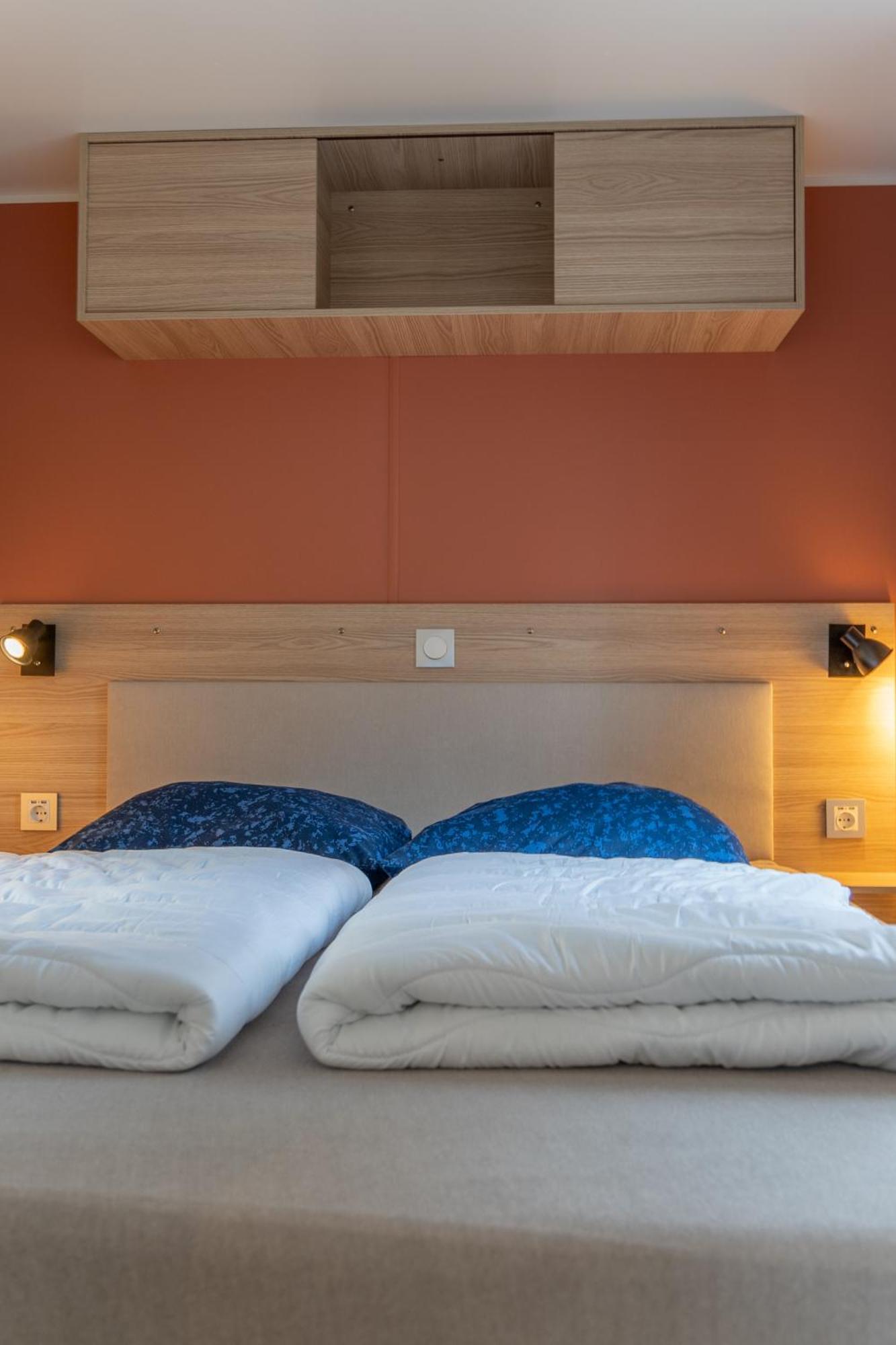 Chalet Trigano 1-6 Pers- 3 Slaapk- 2 Badk- Berging- Inchecken Al Vanaf 13 Uur Lauwersoog Buitenkant foto